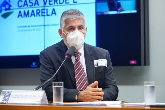 Alfredo dos Santos: 12,5% do total do déficit habitacional são pessoas que coabitam por necessidade - (Foto: Will Shutter/Câmara dos Deputados)