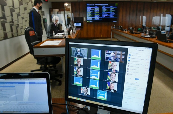 Plenário da Comissão de Assuntos Econômicos na reunião semipresencial desta terça - Agência Senado