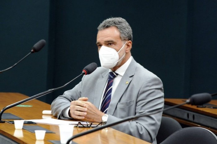 Daniel Almeida alterou o texto original do projeto de lei - (Foto: Cleia Viana/Câmara dos Deputados)