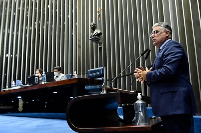 O senador Eduardo Girão (Podemos-CE) criticou o relatório final da CPI da Pandemia, apresentado pelo senador Renan Calheiros (MDB-AL) - Waldemir Barreto/Agência Senado