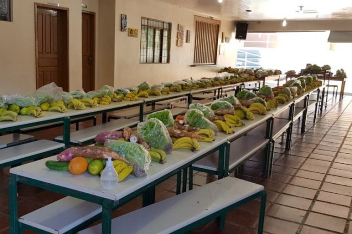 Alimentos da agricultura familiar adquiridos pelo Programa Nacional de Alimentação Escolar - (Foto: SEED/Paraná)