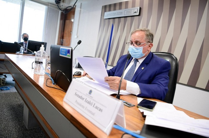 Izalci Lucas comandou a reunião da Comissão de Ciência e Tecnologia - Pedro França/Agência Senado