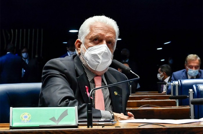 Jaques Wagner, relator da matéria, informou que o ministro do Meio Ambiente pediu que o projeto não fosse votado nesta terça, porque será criada uma comissão interministerial para discutir o tema - Waldemir Barreto/Agência Senado