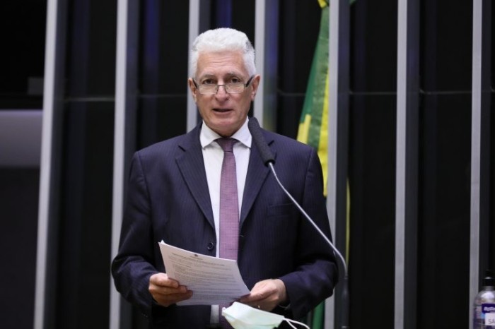 Correia apresentou substitutivo com modificações sugeridas pelo MPF - (Foto: Najara Araujo/Câmara dos Deputados)