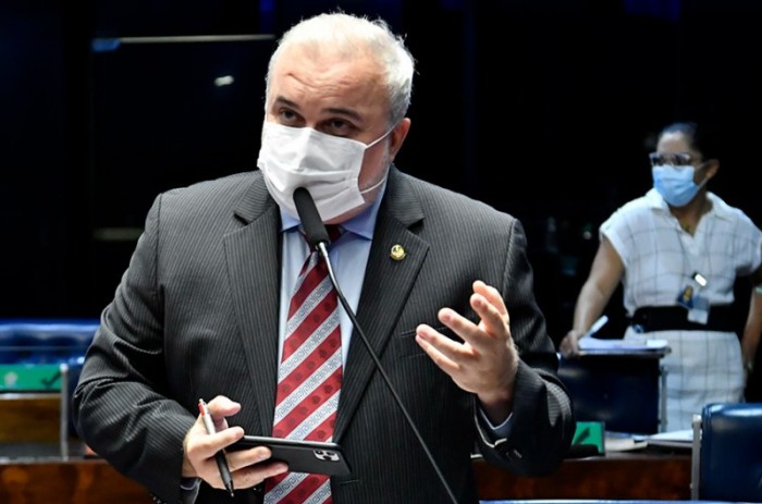 O senador Jean Paul Prates é o autor do projeto de decreto legislativo (PDL) que torna sem efeito uma portaria do Ministério da Infraestrutura sobre exploração de ferrovias - Waldemir Barreto/Agência Senado