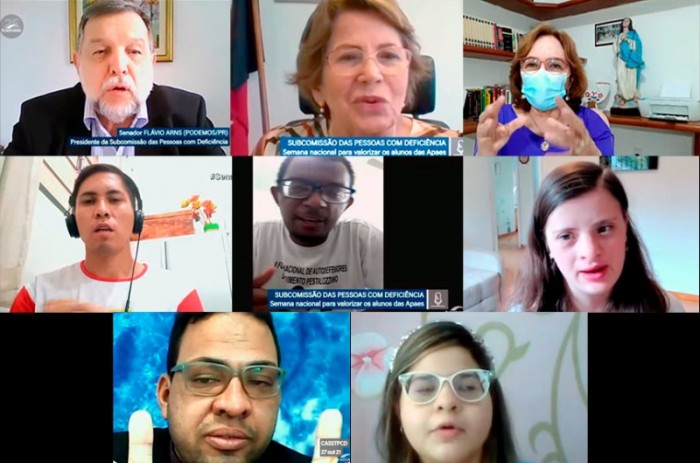 Arns, Nilda Gondim e Zenaide Maia (1ª linha) debatem com autodefensores das Apaes - Reprodução/Tv Senado