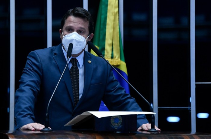 O senador Reguffe (Podemos-DF) disse que deveria ser uma obrigação de todos os parlamentares prestar contas de para onde estão destinando esses recursos públicos - Jefferson Rudy/Agência Senado