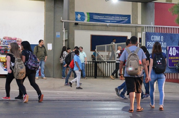 Alunos de universidades particulares, como esta de Brasília, são os beneficiários do programa, que pode ser alterado - Edilson Rodrigues/Agência Senado