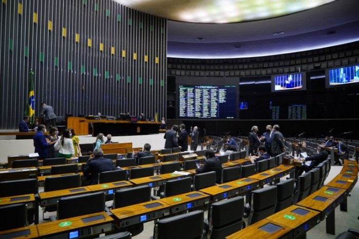 Foram convocadas sessões de votação a partir de segunda-feira, às 18 horas - (Foto: Pablo Valadares/Câmara dos Deputados)