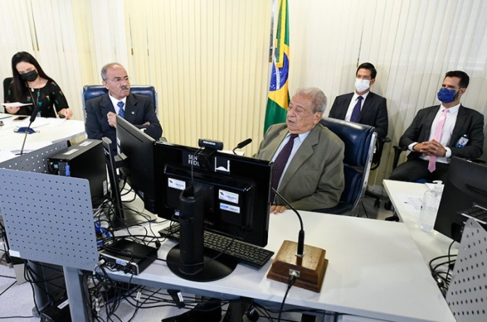 Alysson Paulinelli participou da sessão nas dependências do Prodasen, no Senado Federal