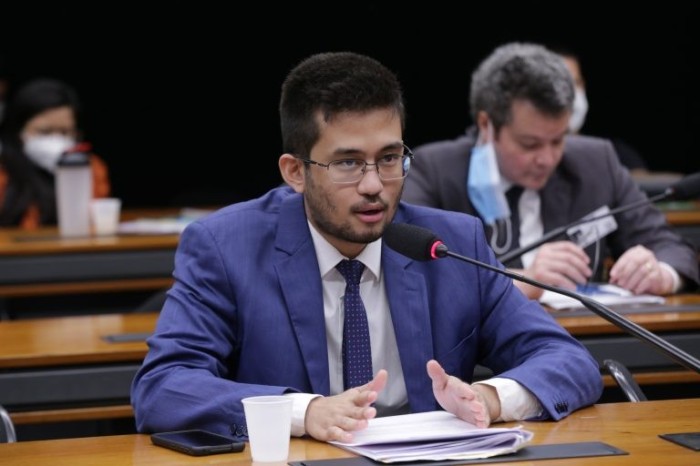 Comissão debate projeto que regulamenta comitês de resolução de disputas
