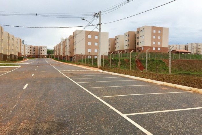 Projeto transfere R$ 694 milhões para habitação popular