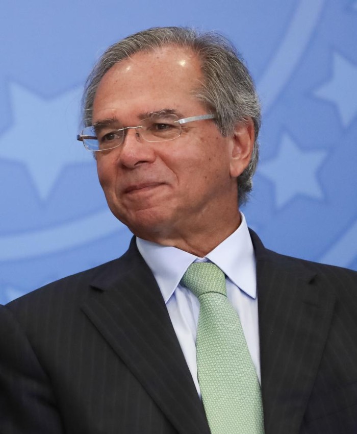 Ministro convida investidores árabes a confiarem no Brasil