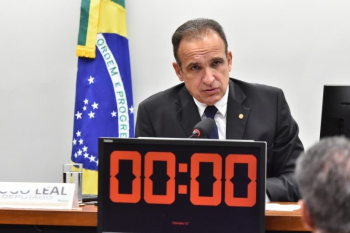 Hugo Leal: “Raramente este recurso é reinvestido em vias localizadas no território servido pela concessão - (Foto: Reila Maria/Câmara dos Deputados)