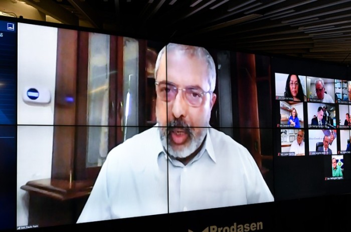 Paulo Paim é presidente da Comissão Mista Permanente sobre Migrações Internacionais e Refugiados - Leopoldo Silva/Agência Senado