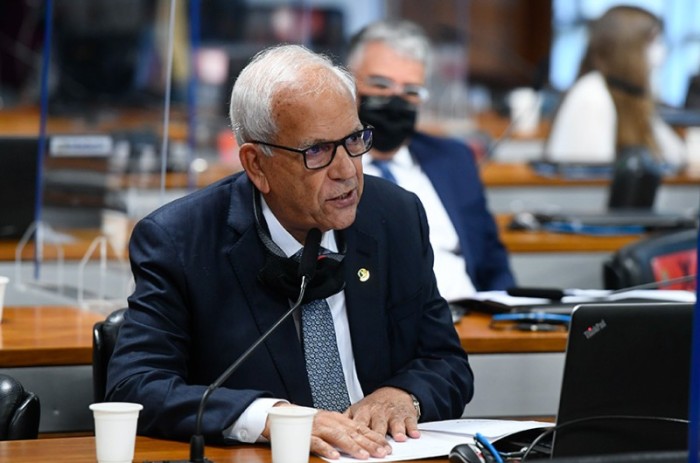 Para o relator, senador Oriovisto Guimarães, o Orçamento de 2022 deverá alcançar um marco histórico nas finanças públicas com o acréscimo de R$ 72 bilhões aprovado hoje pela Comissão Mista de Orçamento - Marcos Oliveira/Agência Senado