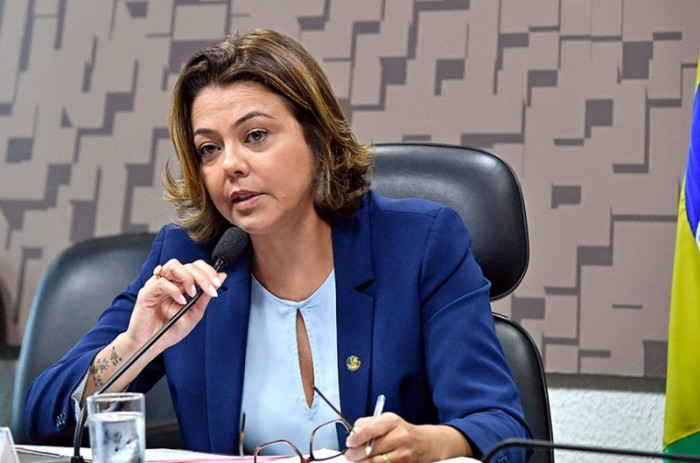 Leila Barros propôs o debate na Comissão de Direitos Humanos - Marcos Oliveira/Ag?ia Senado