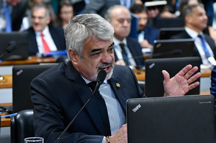 O requerimento é do senador Humberto Costa (PT-PE) - Geraldo Magela/Agência Senado