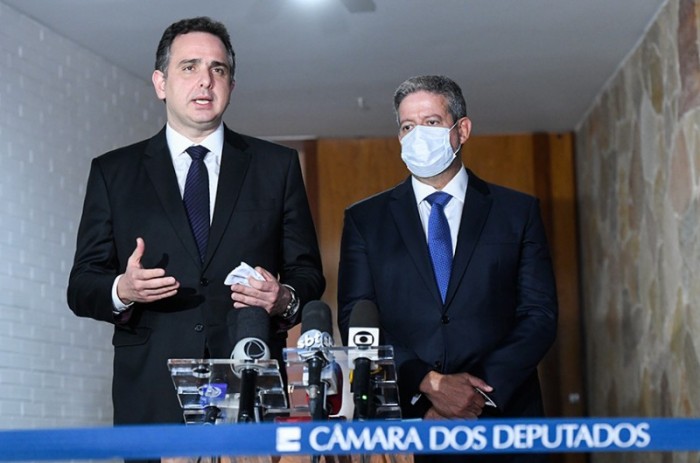 Rodrigo Pacheco e Arthur Lira, presidentes do Senado e da Câmara, respectivamente, anunciaram que os dispositivos que não tiverem consenso nas duas Casas, serão incluídos em outra PEC, ainda a ser votada - Pedro Gontijo/Senado Federal