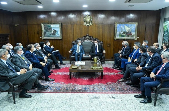 O presidente do Senado, Rodrigo Pacheco, reuniu-se nesta terça (7) com representantes dos setores beneficiados com a desoneração - Pedro Gontijo/Senado Federal