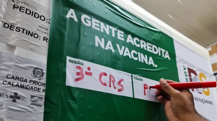 SES enviou novas remessas de vacinas para as Coordenadorias Regionais de Saúde - Foto: Itamar Aguiar/Palácio Piratini