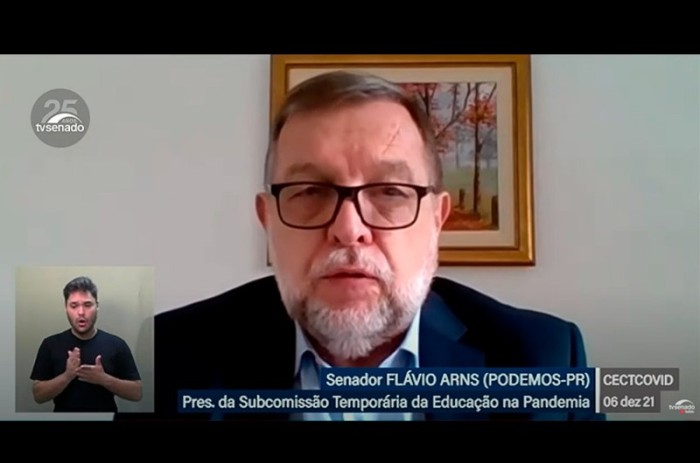 Flávio Arns preside a subcomissão - Reprodução/Tv Senado