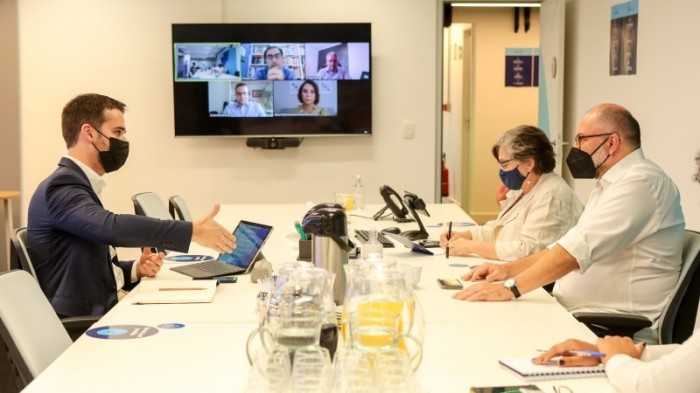 Agenda no Instituto Unibanco avaliou como intensificar a inserção social, comunitária e econômica de jovens vulneráveis - Foto: Gustavo Mansur / Palácio Piratini