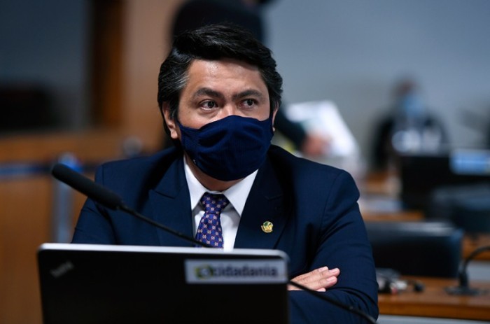 O senador Giordano, relator da matéria, durante a votação da proposta na Comissão de Assuntos Econômicos (CAE) do Senado - Edilson Rodrigues/Agência Senado