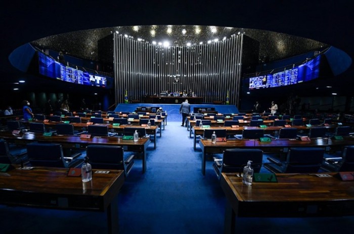 O benefício se destina a pessoas com deficiência incluídas no Benefício de Prestação Continuada (BPC) que tenham ingressado no mercado de trabalho formal - Agência Senado