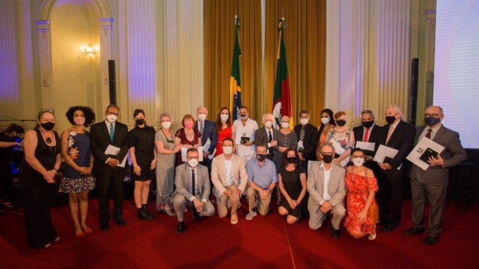 Condecoração é entregue a personalidades que se destacaram na cultura, ciências, educação e magistratura no RS - Foto: Felipe Dalla Valle / Palácio Piratini