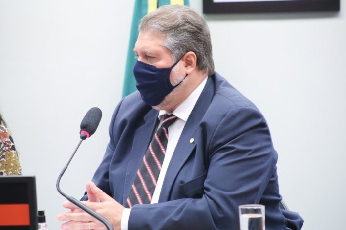 Renildo Calheiros estendeu o benefício às comissões técnicas dos atletas - (Foto: Edvaldo Rikelme/Câmara dos Deputados)