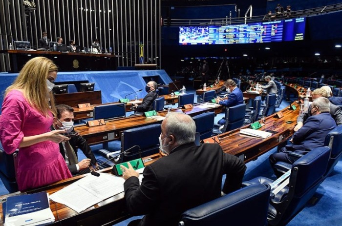 Os senadores Daniella Ribeiro (PP-PB) e Jean Paul Prates (PT-RN) registraram, em suas redes sociais, a importância do Dia Internacional da Educação, celebrado nesta segunda-feira (24) - Jefferson Rudy/Agência Senado