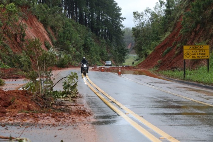 Governo de SP libera R$ 15 milhões para apoiar 10 municípios atingidos pela chuva