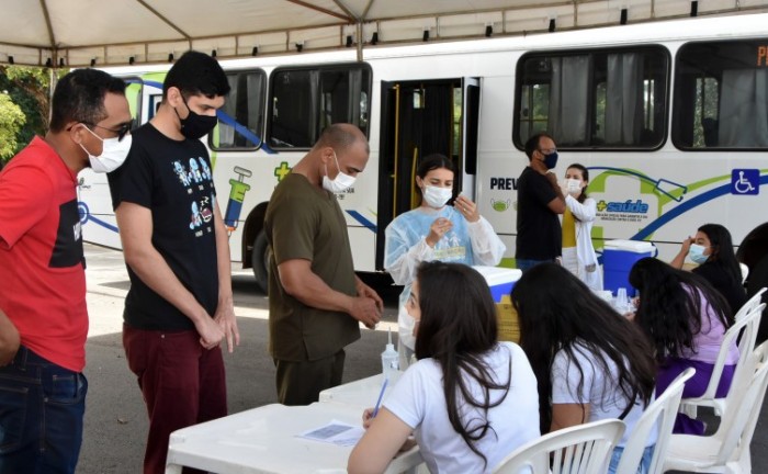 Mutirão para imunizar servidores contra a covid-19 tem balanço positivo