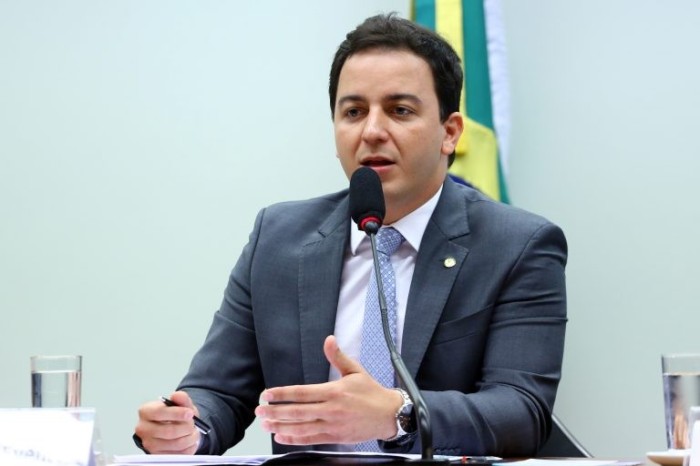 Studart: brigas no trânsito estão cada vez mais comuns, algumas resultando em morte - (Foto: Vinicius Loures/Câmara dos Deputados)