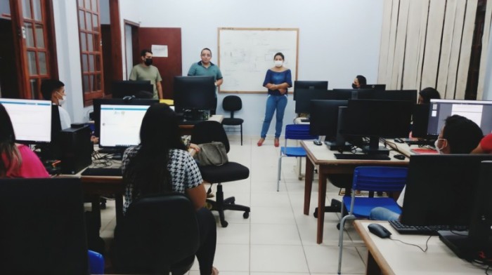 Centros de educação técnica e profissional da rede Ieptec realizam aulas inaugurais na capital e no interior