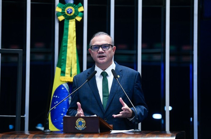 O senador Wellington Fagundes (PL-MT) pediu que a população contribua com as campanhas de doação de alimentos para os desabrigados - Marcos Oliveira/Agência Senado