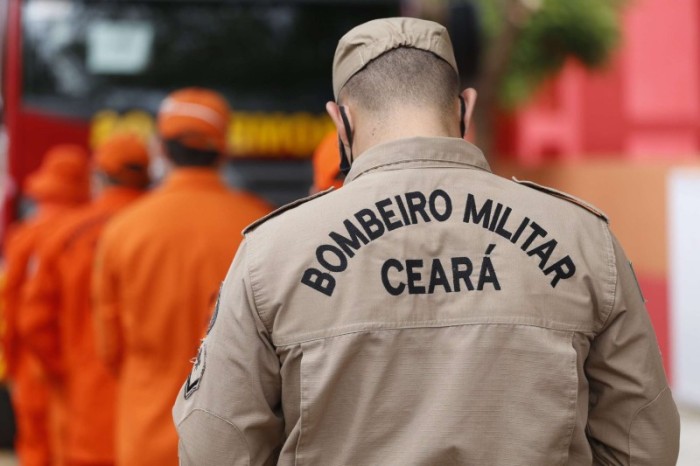 Criança vítima de engasgo é salva por policiais militares em Nova Russas