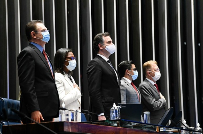 Rodrigo Pacheco presidiu a sessão do Congresso em que foi promulgada a Emenda 116