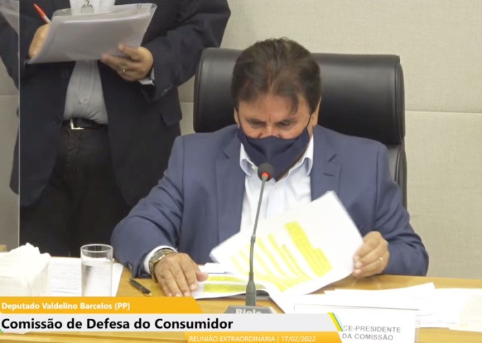 Pessoas surdas devem ter acesso a call centers por chamadas de vídeo