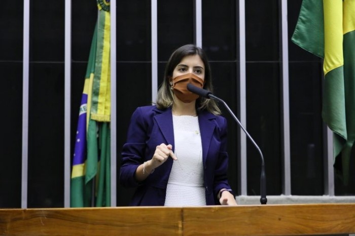 Projeto institui benefício para lactantes no mercado informal e desempregadas