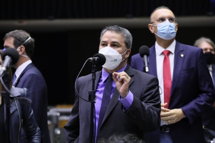 Proposta permite renegociação de dívidas de pequenas empresas com Pronampe