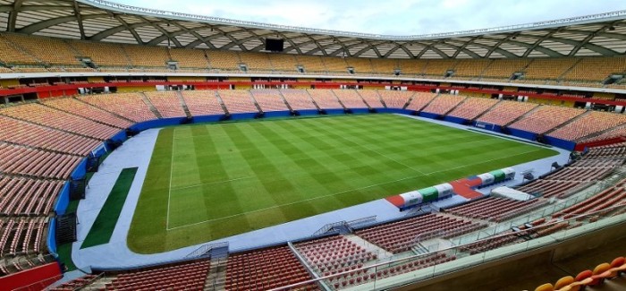 Governador Wilson Lima assina decreto que libera 30% de público em estádios de futebol