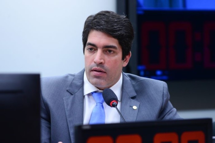 Projeto garante aposentadoria por incapacidade permanente se perícia demorar mais de 90 dias