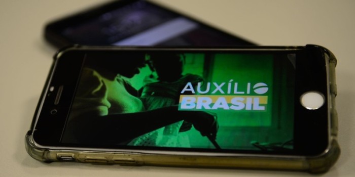 Caixa paga Auxílio Brasil a beneficiários com NIS final 6
