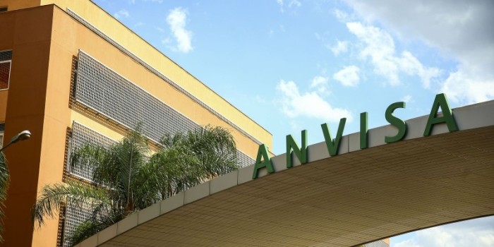 Anvisa aprova três produtos a base de cannabis