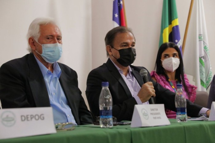 Fundação de Medicina Tropical forma nova turma de especialistas e recebe novos residentes