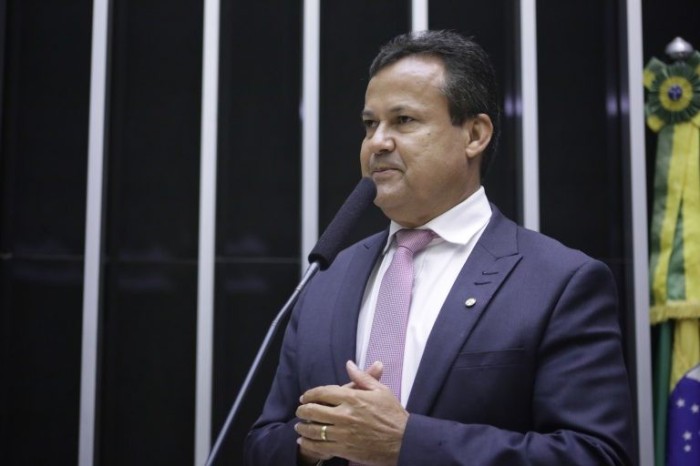 Aprovada MP que altera taxa de fiscalização dos mercados de títulos e valores mobiliários; sessão é encerrada