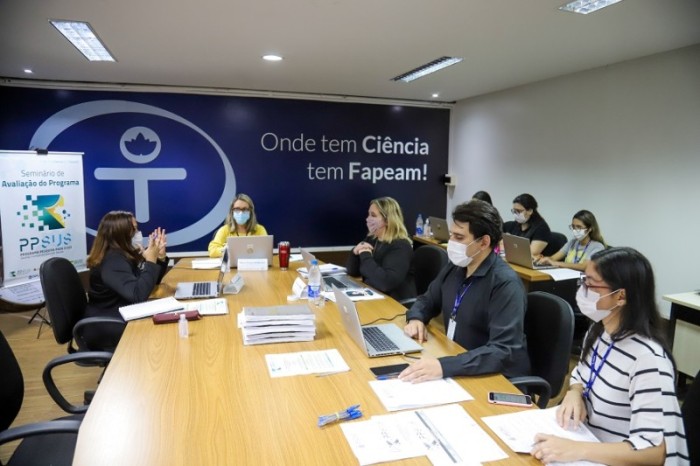 Pesquisas apoiadas pelo Governo do Amazonas na área da saúde são apresentadas em seminário do PPSUS