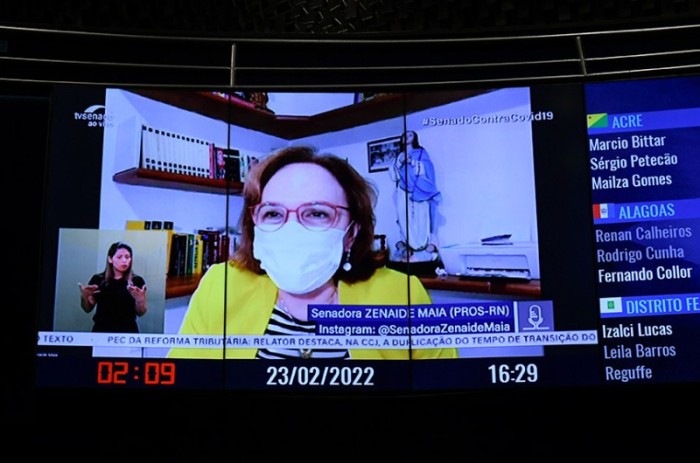 Zenaide Maia apoia projetos com objetivo de conter preços de combustíveis